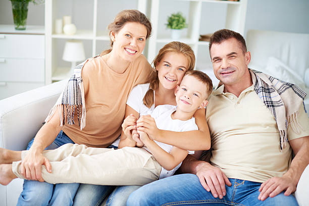 istock Family at home 473597730