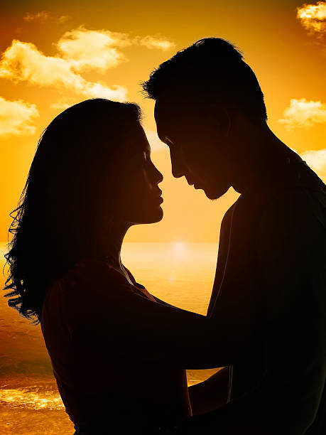 istock The Couple Silhouette 473597950