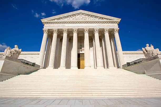 istock Front entrance of supreme courthouse in Washington 473602824