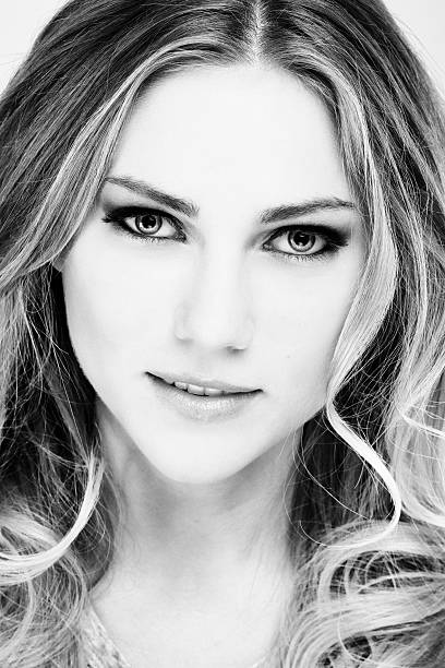 istock Pretty Woman NI 473633402