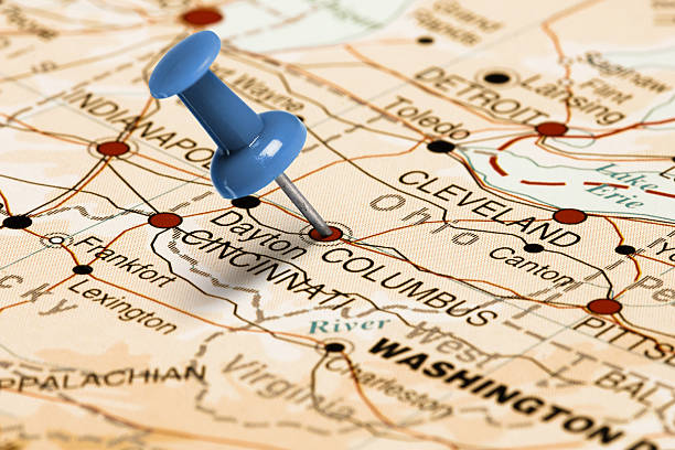 istock Location Columbus. Blue pin on the map. 473702968