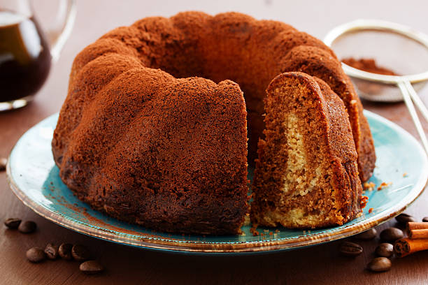istock Traditional kugelhopf with chocolate and caramel. 473706140