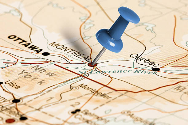 istock Location Montreal. Blue pin on the map. 473710926