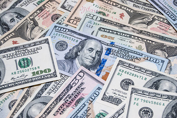 istock set of dollar bills 473711186