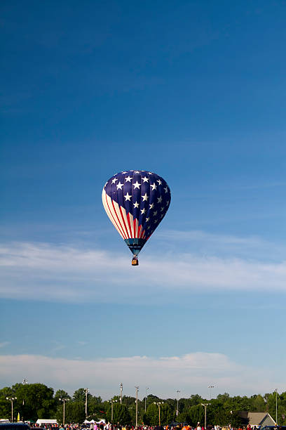 istock America Flag Hot Air Balloon 473738466