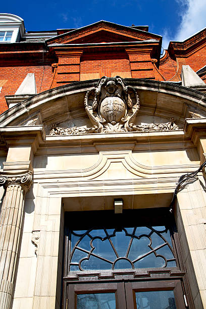 istock in europe london old       historical 473753072