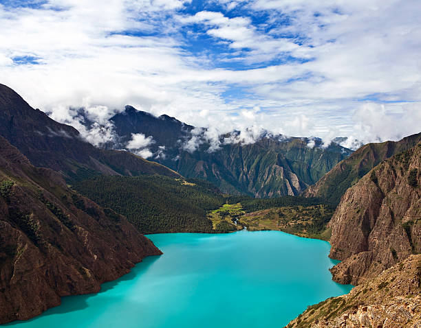 istock Phoksundo Lake in Dolpo, Nepal 473769322