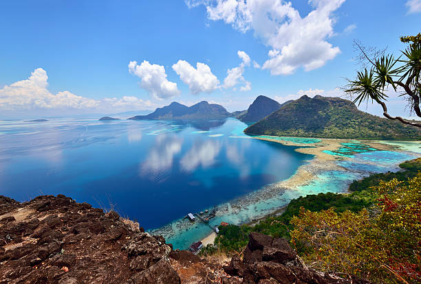 istock Bohey dulang Scenic view, Sabah Borneo Malaysia 473804054