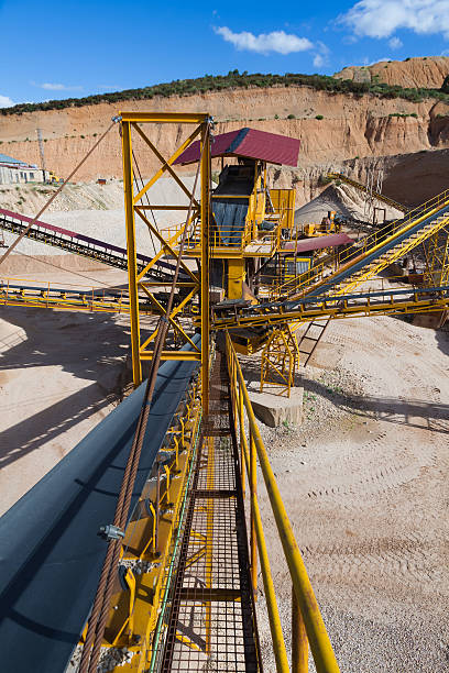 istock Distribution and Screening Plant Gravel - Gravera 473813732