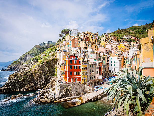 istock Riomaggiore View - Cinque Terre, Italy 473823950