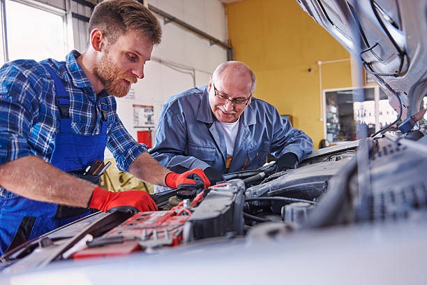 istock They are the best mechanics in town 473859922