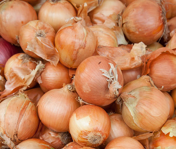 istock Basket full of onions 473867774