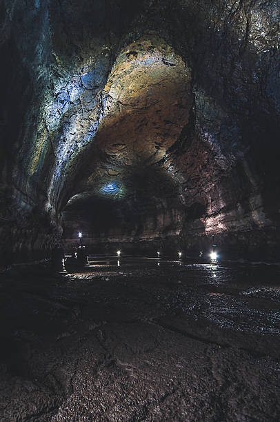 istock MANJANGGUL Lava Tube 473868630