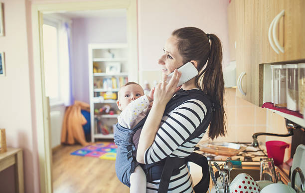 istock Mother with her daughter 473891606