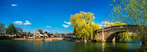 Photo of Halfpenny Bridge over the River Thames at Lechlade