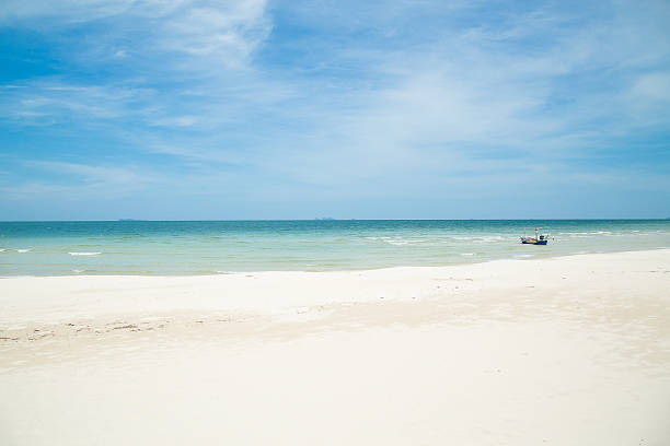 istock chumphon_cabana_Thailand 473951100