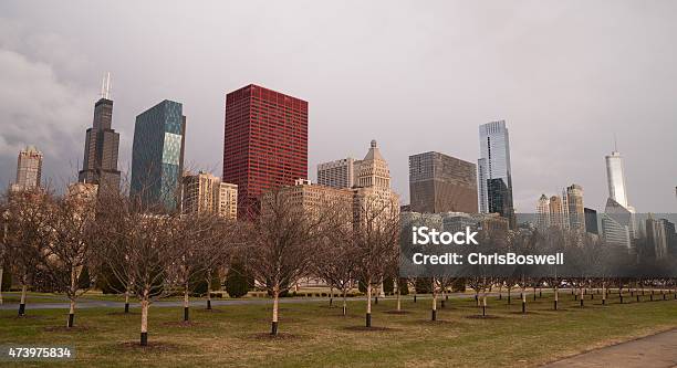 Storm Approaches Spring Time Scene Chicago Illinois City Skyline Stock Photo - Download Image Now