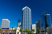 san-diego-downtown-architektur-und-palmen.jpg?b=1&s=170x170&k=20&c=MD1tnaqETsXRBtgQDsgCGG3SbYjbWX6-36WEfb9ZwX8=