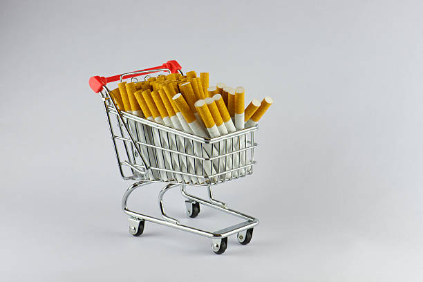 공급 담배 이 토바코 시장 위기 - tobacco wagon 뉴스 사진 이미지