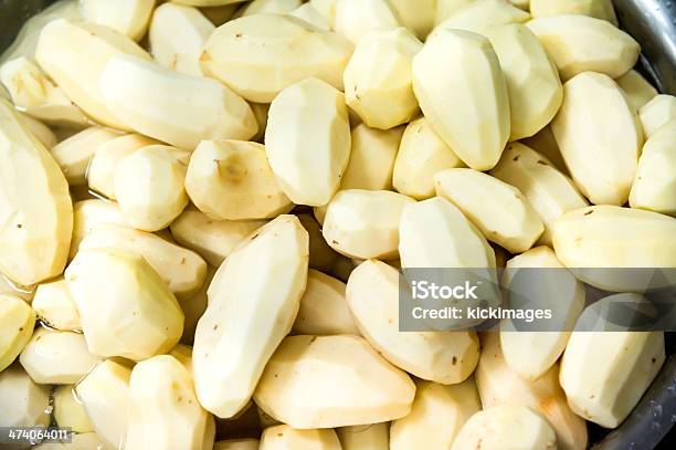Descascado Batatas - Fotografias de stock e mais imagens de Abundância - Abundância, Alimentação Saudável, Alimento Básico