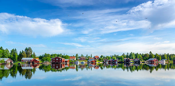 istock Houses by the sea 474089311