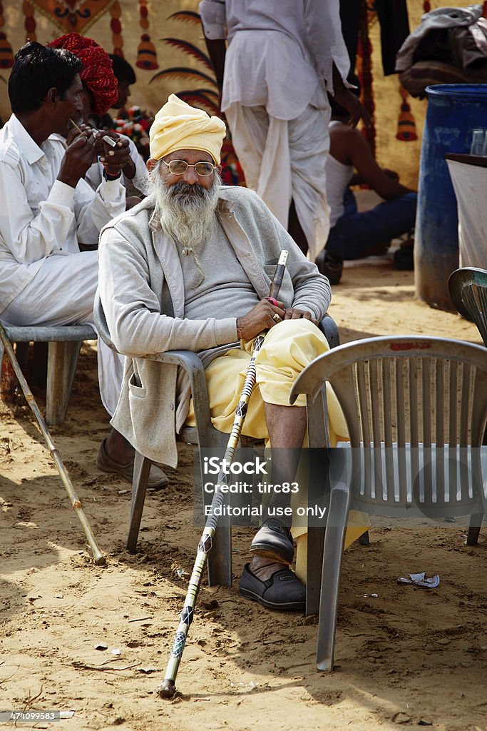 ベドウィンアジアの老人男性のポートレート - あごヒゲのロイヤリティフリーストックフォト