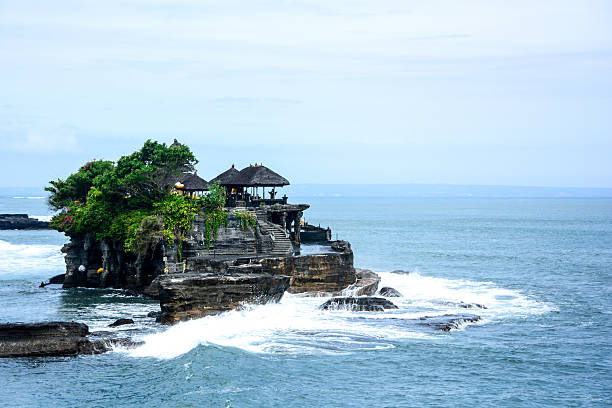 istock Tanah Lot Temple, Bali, Indonesia 474139362