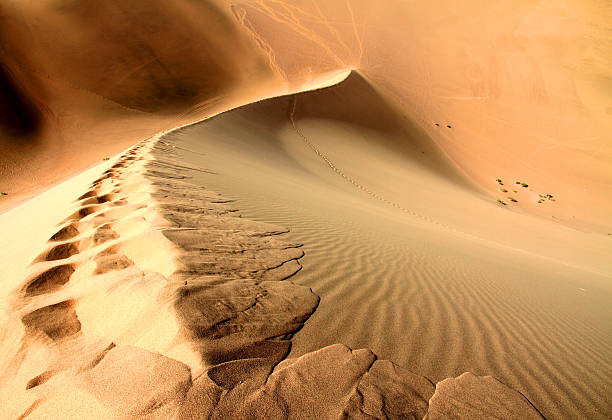 istock China Dunhuang Mingsha mountain, desert scenery 474175495