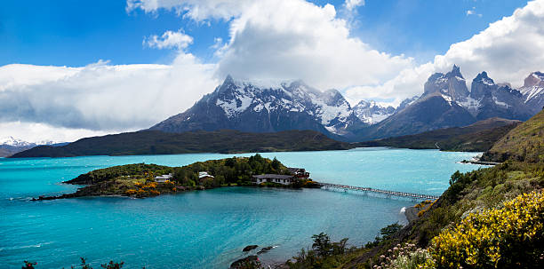 los cuernos, las torres national park, chile - magallanes y antartica chilena region stock-fotos und bilder