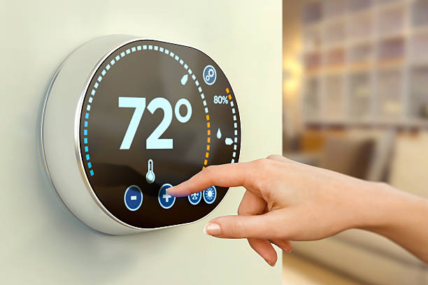 istock Intelligent home climate automation: choosing Fahrenheit temperature 474184188