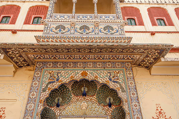 павлин ворота - jaipur city palace стоковые фото и изображения