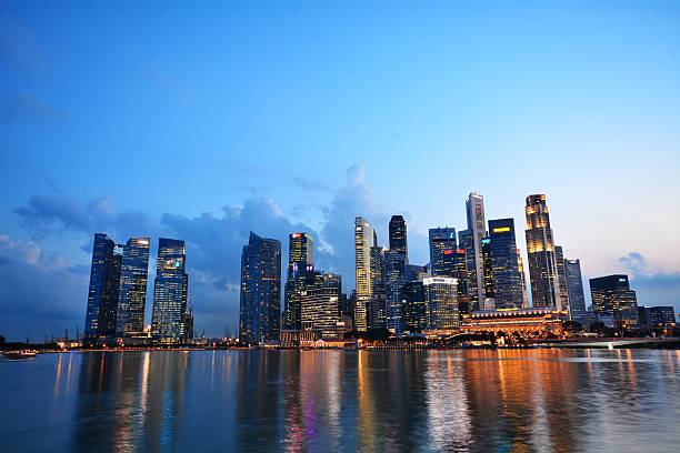 istock Singapore's financial district and Merlion 474259336