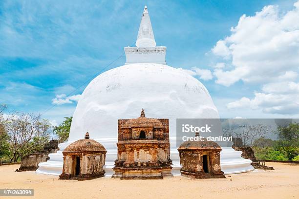 Lantica Città Di Polonnaruwa - Fotografie stock e altre immagini di 2015 - 2015, Ambientazione esterna, Antica civiltà