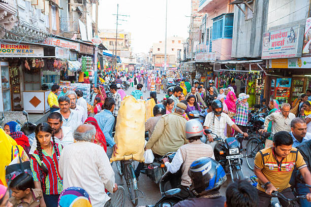 Crowded Sardar Market in Jodhpur, India Sardar Market crowded with people in Jodhpur, India india crowd stock pictures, royalty-free photos & images