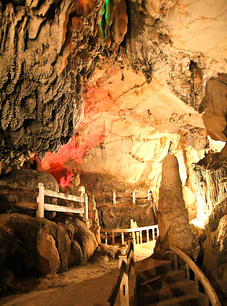 istock Tum Jung Cave in Vang Vieng, Laos. 474279535