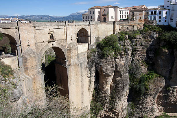 das dorf ronda in andalusien, spanien. - puenta nueva stock-fotos und bilder