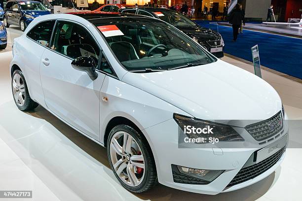 Seat Ibiza - Fotografias de stock e mais imagens de 2014 - 2014, Branco, Carro