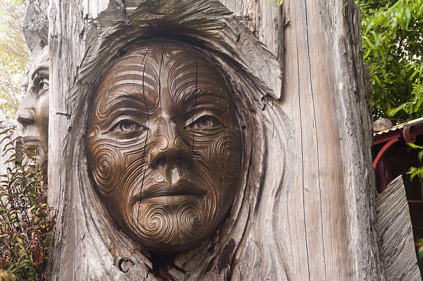 'Papa &amp; Rangi' Sculpture by Brian Woodward &amp; Ken Blum Nelson, New Zealand Close-Up of Iconic Papa and Rangi Sculpture at Arts Unique, next to the entrance to the Abel Tasman National Park, Marahau, Tasman Region, New Zealand. woodward stock pictures, royalty-free photos & images