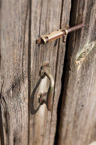 istock Old wooden door 474448422