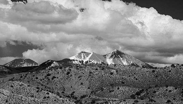 istock canyon badlands and colorado rockies lanadscape 474460242