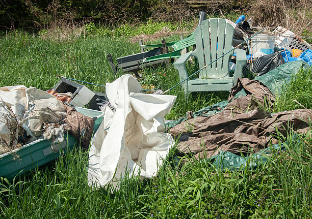 domowe śmieci w stoczni - garden waste zdjęcia i obrazy z banku zdjęć