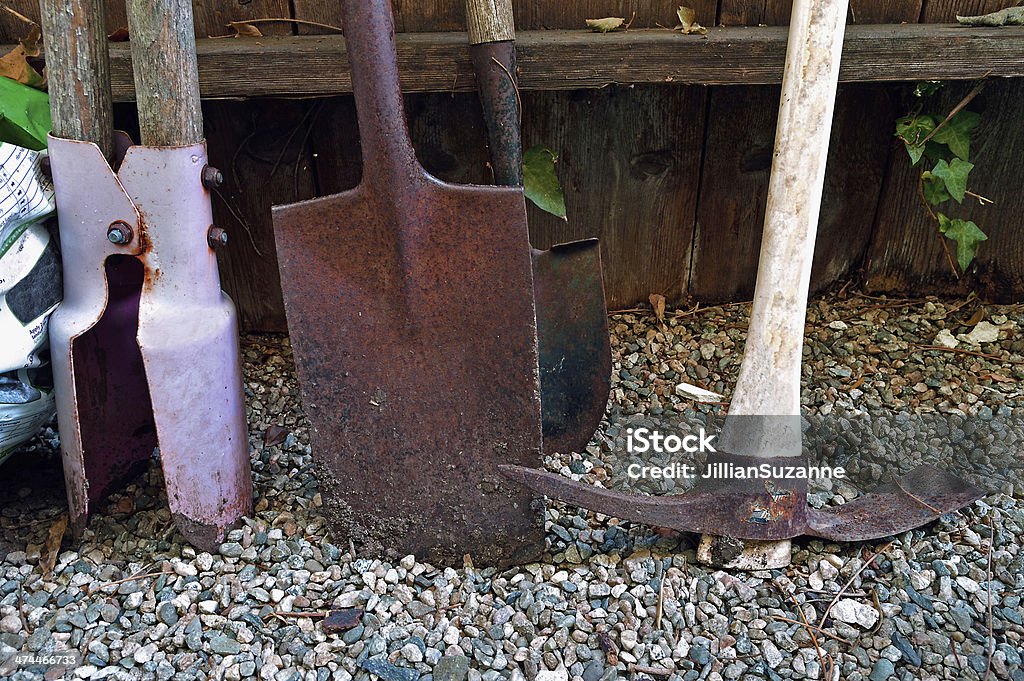 Rusty jardin outils - Photo de Binette libre de droits