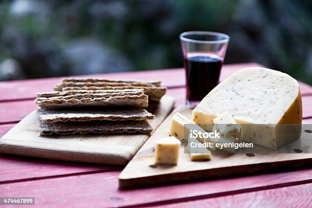 Foto de Queijos E Vinhos e mais fotos de stock de Alimentação Saudável - Alimentação Saudável, Antepasto, Bebida