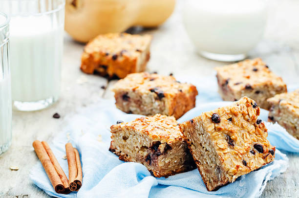 istock pumpkin cinnamon chip oatmeal bars 474471418