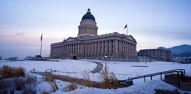 istock Winter Deep Freeze Sunrise Landscape Utah State Capital Architecture 474475912