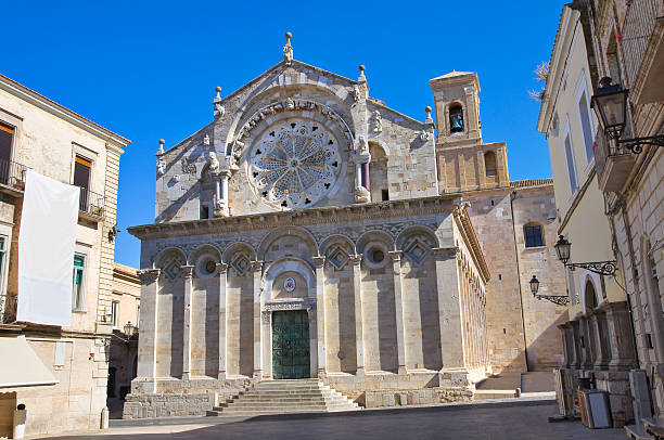 大聖堂・トロイアます。puglia ます。イタリアます。 - foggia province ストックフォトと画像