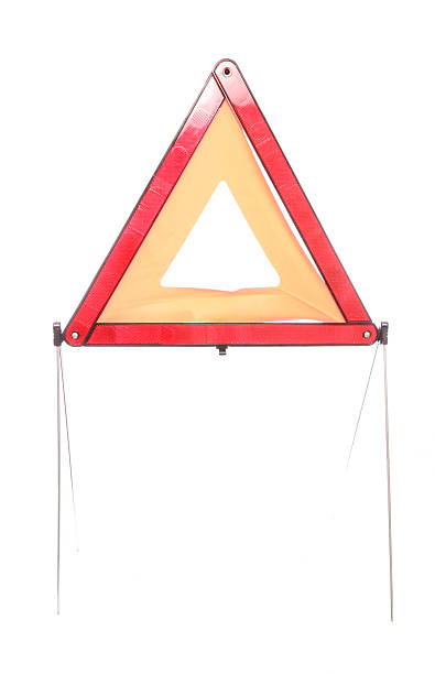 panne triangle d'avertissement - reflector danger warning triangle vehicle breakdown photos et images de collection