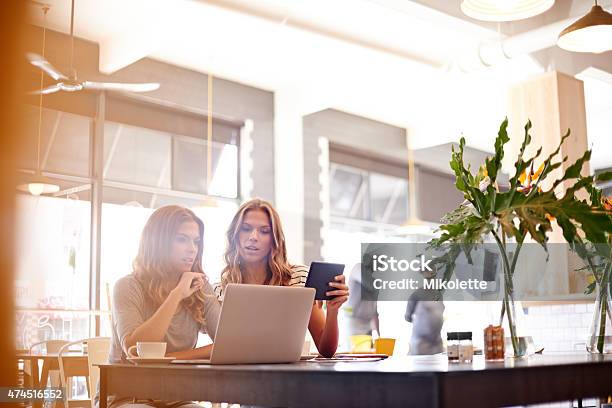 4g Makes Everywhere Your Office Stock Photo - Download Image Now - Friendship, Laptop, Twin