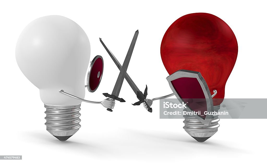 Red Glühbirne kämpfen mit Schwertern und schützt gegen weiße einem - Lizenzfrei Bemühung Stock-Foto