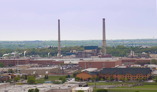 istock Green Bay skyline cityscape - Paper mill 474596886